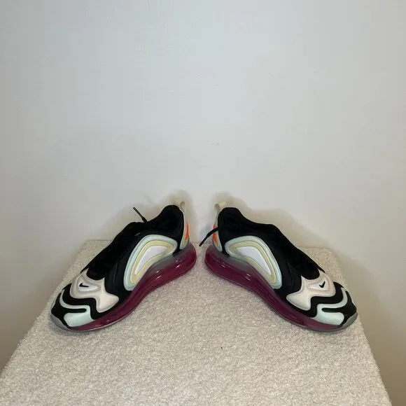 Nike Air Max 720 Sneaker