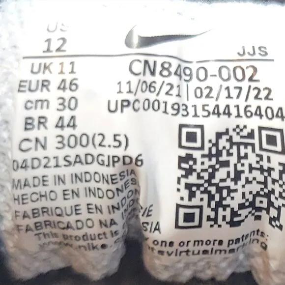 Nike AIR Max 90 Mens Size US 12 White/Smoke Grey/Black Textile Running Sneakers