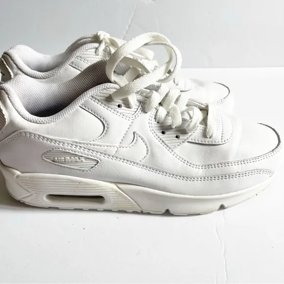 Nike Air Max 90 Youth Sneakers Size 7 Y