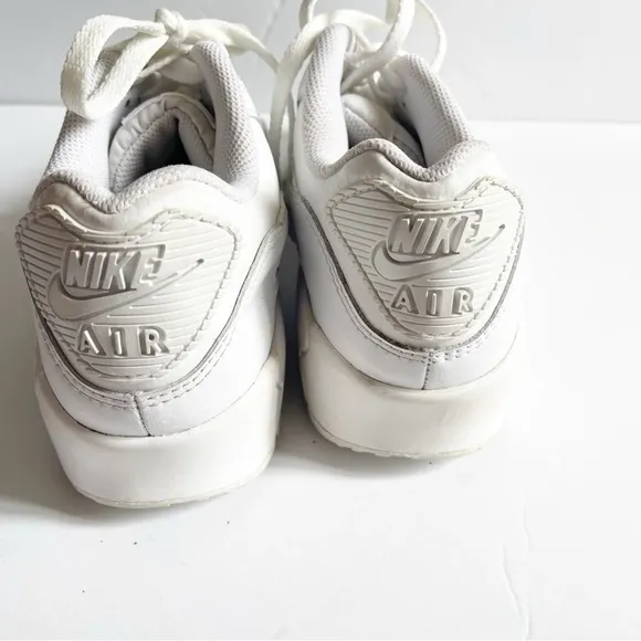 Nike Air Max 90 Youth Sneakers Size 7 Y
