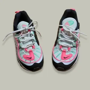 Nike Air Max 98 Lace-Up Sneakers Cushioned Mesh Rubber Watermelon Colorway W 7.5