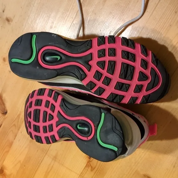 Nike Air Max 98 Lace-Up Sneakers Cushioned Mesh Rubber Watermelon Colorway W 7.5