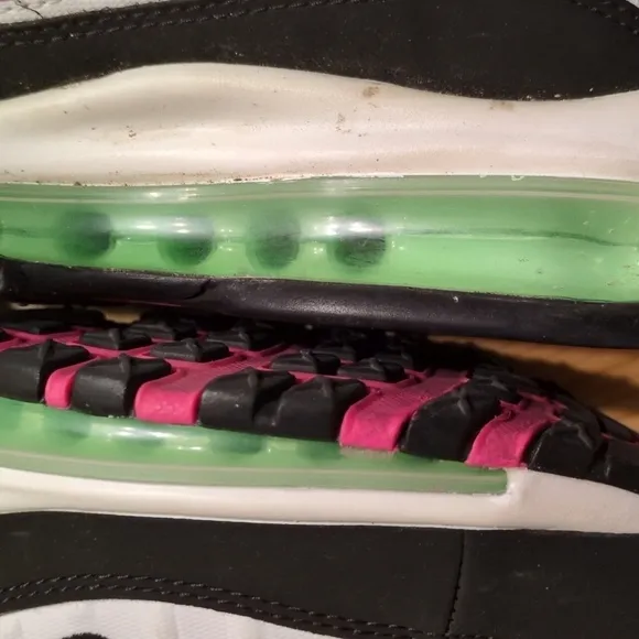 Nike Air Max 98 Lace-Up Sneakers Cushioned Mesh Rubber Watermelon Colorway W 7.5