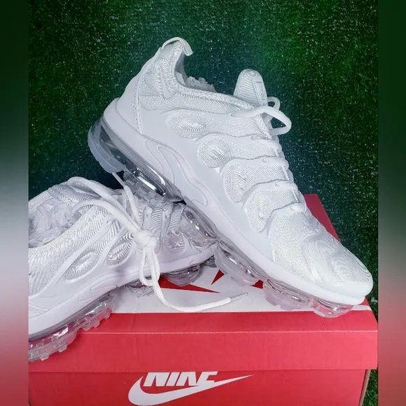 Nike Air Max Vapormax White Plus Men's White Athletic Sneakers Vm