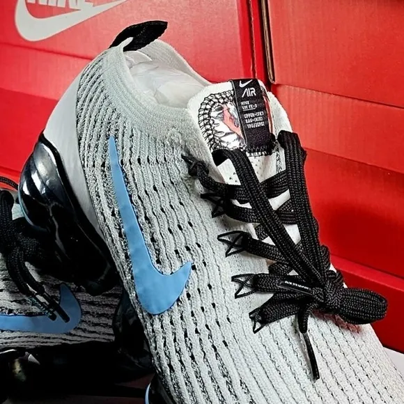 Nike Air VaporMax Flyknit Sneakers Aurora Blue White Black Sneakers