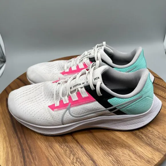 Nike Air Zoom Pegasus 38 Shoes Mens Size 11.5 Miami Road Running Comfort Sneaker