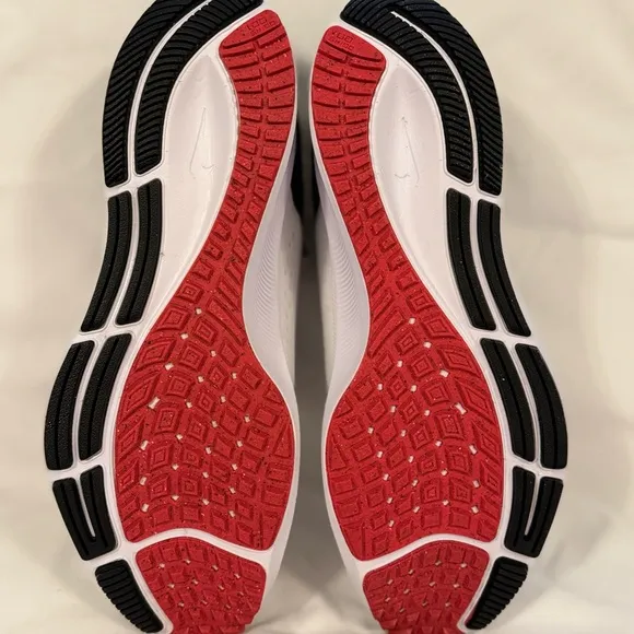 Nike Air Zoom Pegasus 38 Women's White and Black Running Shoes