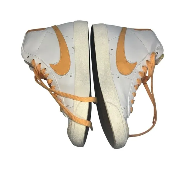 Nike Blazer Mid sneakers