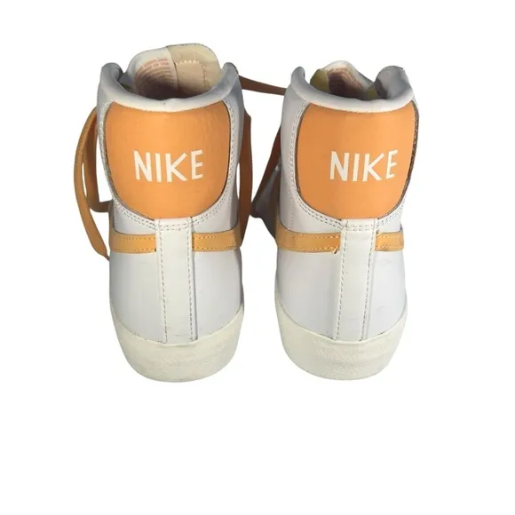 Nike Blazer Mid sneakers