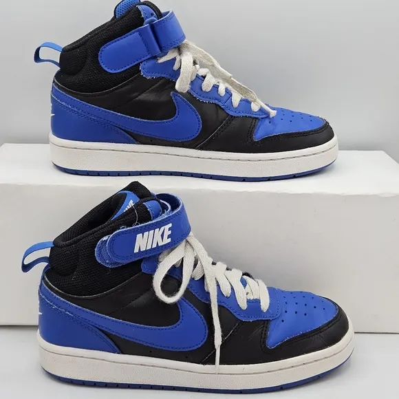 Nike court Borough mid 2 size 4