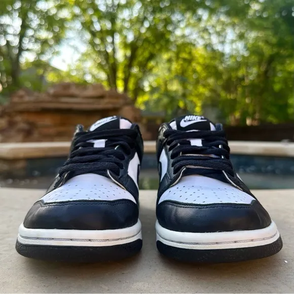 Nike Dunk Low Black &amp; White Panda - Size 4.5Y (CW1590-100)