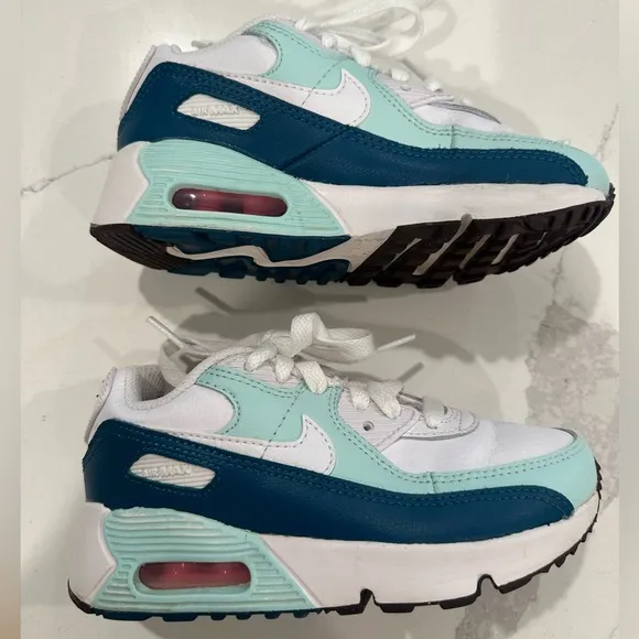 Nike Girls Air Max Sneakers - Teal and White