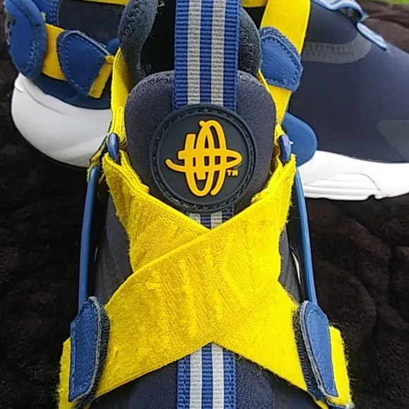 Nike Huarache City Nike AJ6662-405 (Youth 7)