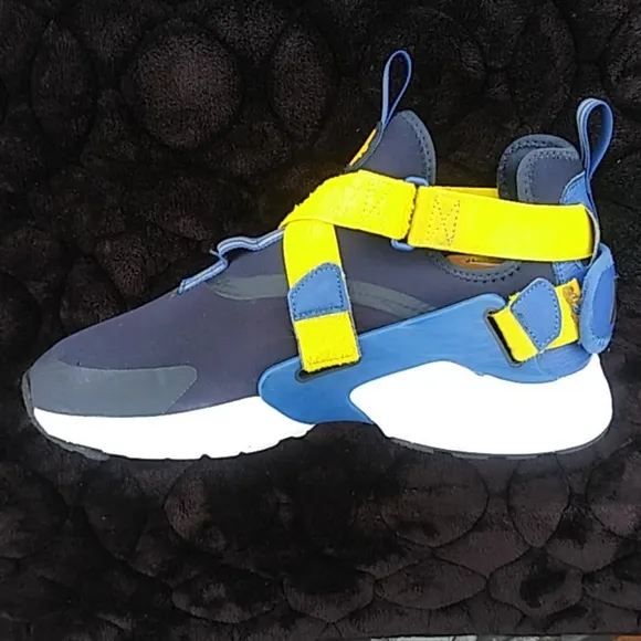Nike Huarache City Nike AJ6662-405 (Youth 7)
