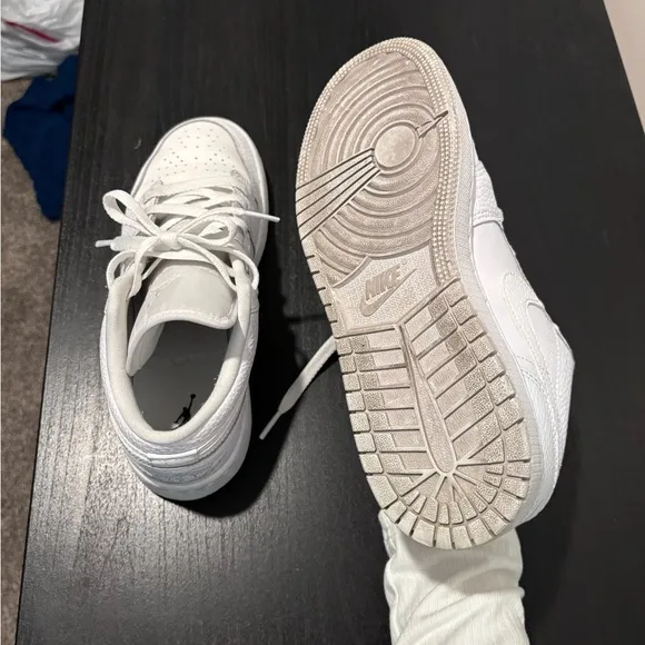 Nike Jordan 1 Low All White