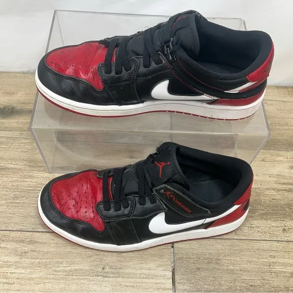Nike Jordan 1 Low FlyEase Alternate Bred Toe size 8 DM1206-066