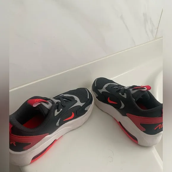 Nike Kids Air Max Bolt Black and Red Sneakers