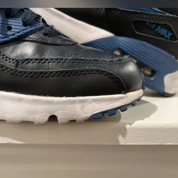 Nike Kids Air Max Navy Blue Sneakers4.5Y fits Women 6-6.5