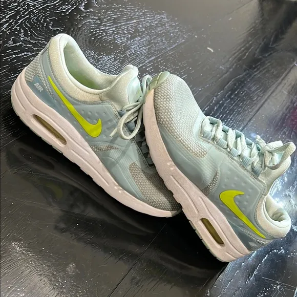 Nike Kids Air Max Zero Essential GS Glacier Blue Sneakers Sz 3Y New Need Washed
