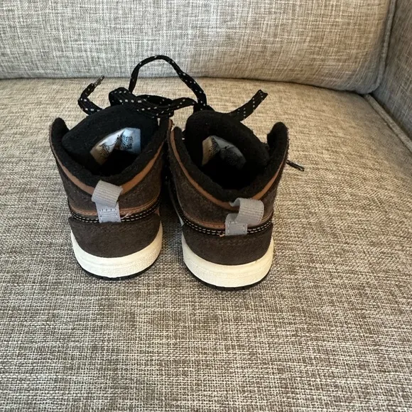 Nike Kids Brown and Black Sneakers