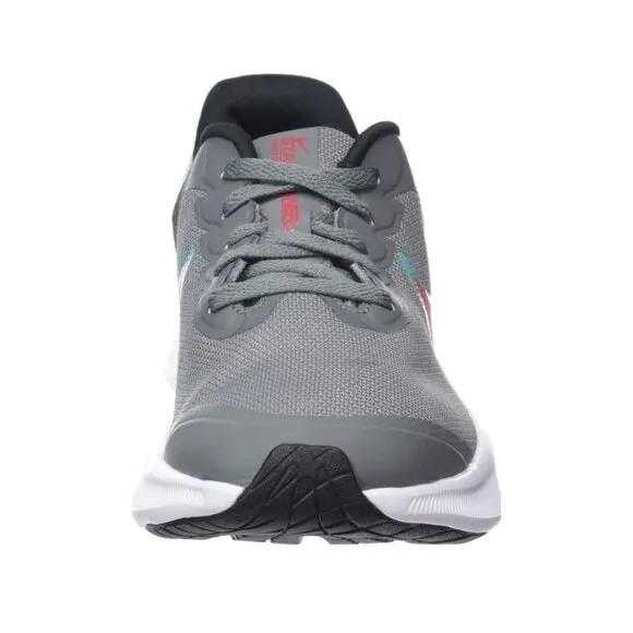 Nike Kids Star Runner 3 sneaker, Smoke Grey/Siren Red-black, 5.5 Big Kid
