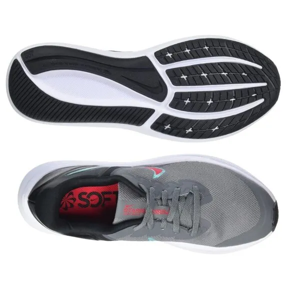 Nike Kids Star Runner 3 sneaker, Smoke Grey/Siren Red-black, 5.5 Big Kid