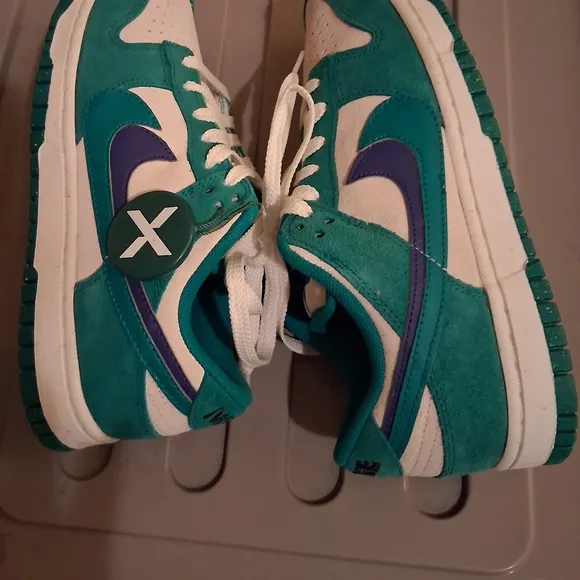 Nike Kids' Teal and White Sneakers