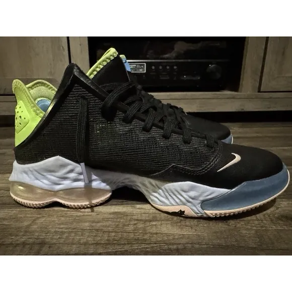 Nike LeBron 19 Low Ghost Green Black Mens Size 12 Basketball Shoes Sneakers