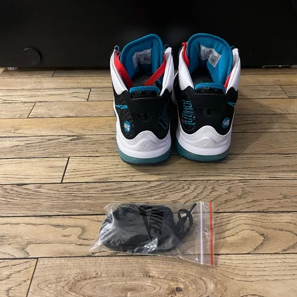 Nike LeBron 7 RED CARPET