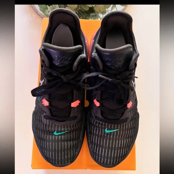 Nike- LeBron Witness VI Sneakers- Black/Metallic Silver/Sequoia Noir- Men’s 10.5