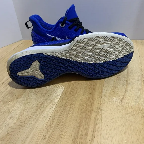 Nike Mamba Focus Mens Size 9.5 TB Basketball Blue White Black Kobe AT1214-400