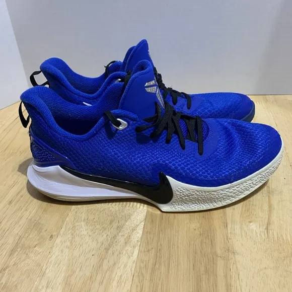 Nike Mamba Focus Mens Size 9.5 TB Basketball Blue White Black Kobe AT1214-400