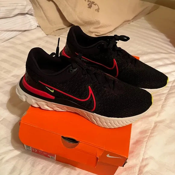 Nike Men's React Infinity Run‎ Flyknit 3 Running Shoes - NWT