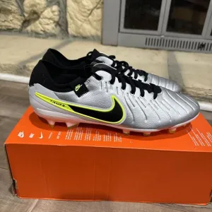 Nike Mens Sz 8.5 Legend 10 Pro FG Metallic Silver Soccer DV4333 700 *Rare Color