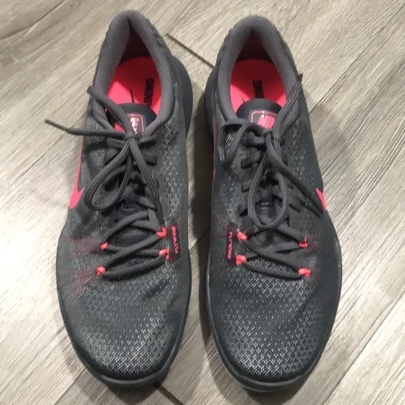 Nike NEW Flex Supreme Trainer 5 Womens Sneakers size 10