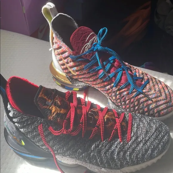 Nike Red and Blue Sneakers High-Performance Knit Design