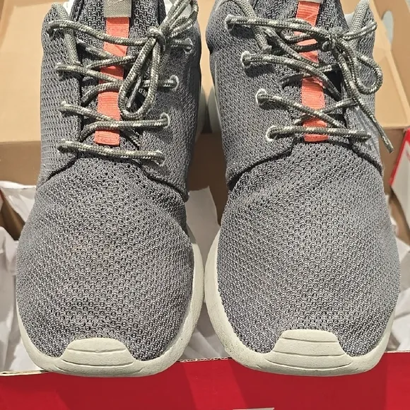 Nike ROSH Gray Sneakers