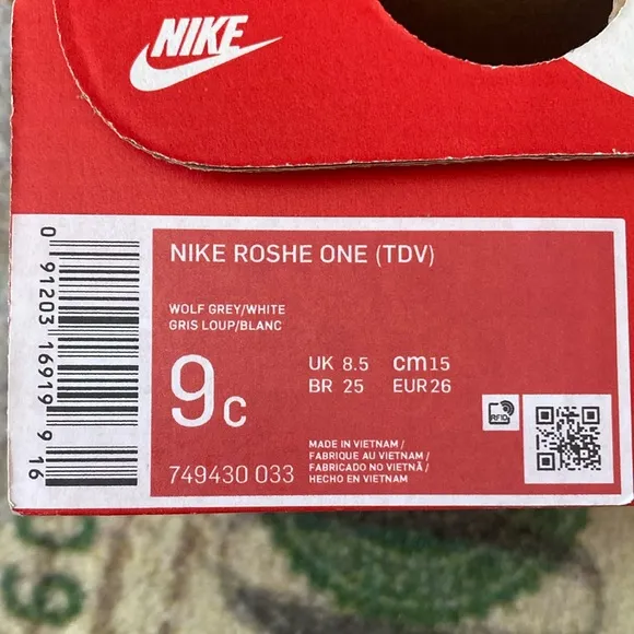 Nike Roshe One (TDV) Sneakers Size 9C Wolf Grey White
