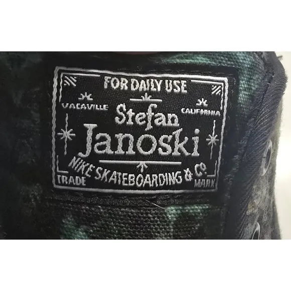Nike SB Zoom Stefan Janoski Sneakers-Palm Leaves Print - Iconic Comfort &amp; Style