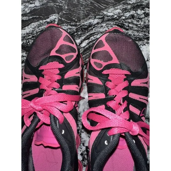 Nike Shox Turbo 13 GS - 525236 001 - Black / Fireberry - Youth: 6Y / Womens: 8
