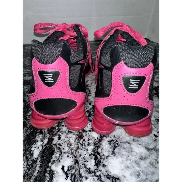 Nike Shox Turbo 13 GS - 525236 001 - Black / Fireberry - Youth: 6Y / Womens: 8