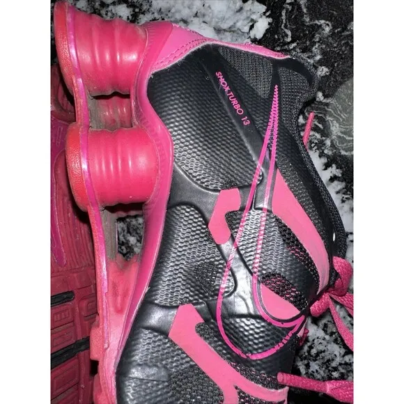 Nike Shox Turbo 13 GS - 525236 001 - Black / Fireberry - Youth: 6Y / Womens: 8