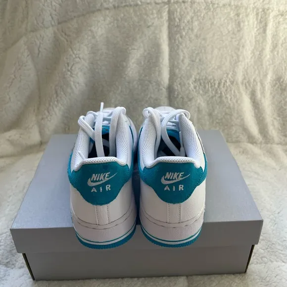 NIKE SNEAKERS X SPACE JAM COLLAB