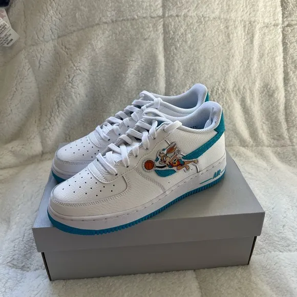 NIKE SNEAKERS X SPACE JAM COLLAB