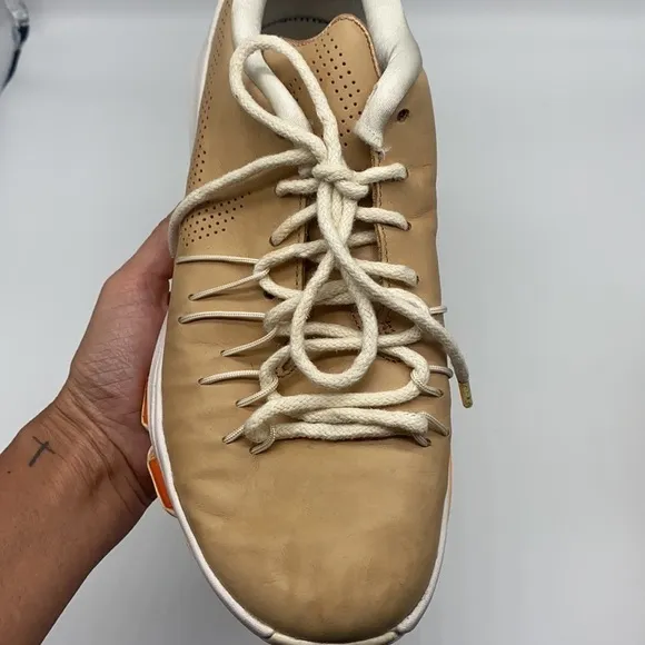 Nike  -Vintage Kevin Durant Eighth Signature Tan Leather Sneakers Size 8