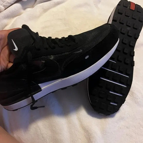 Nike Waffle One Black &amp; White