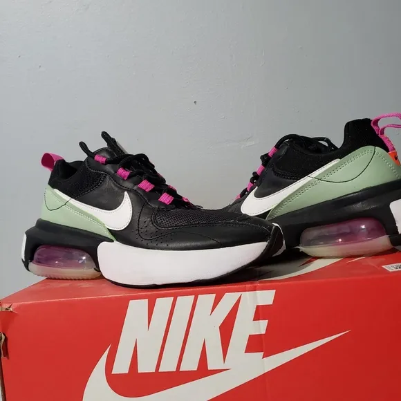 Nike Women Black and Green Sneakers