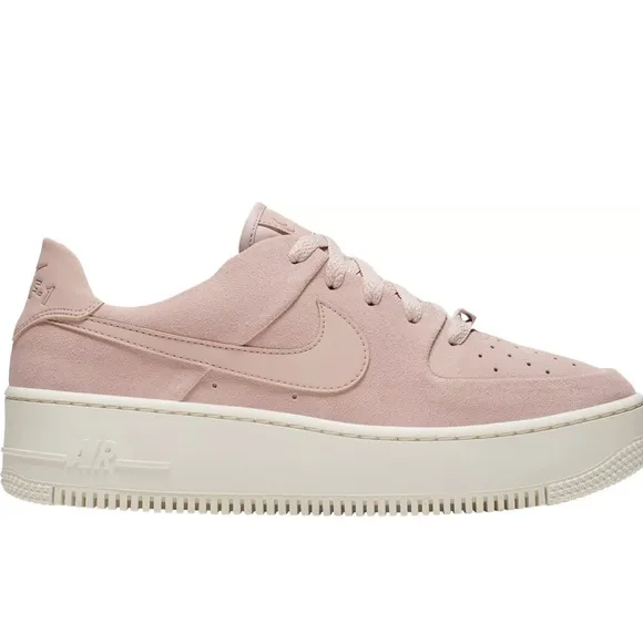 Nike Women's Air Force 1 '07 Shoes