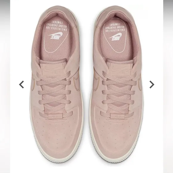 Nike Women's Air Force 1 '07 Shoes