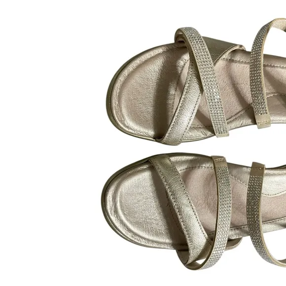 Noat Women'sInnovate Sandals Size EU 36/ US 5.5-6 Radiant Gold Leather